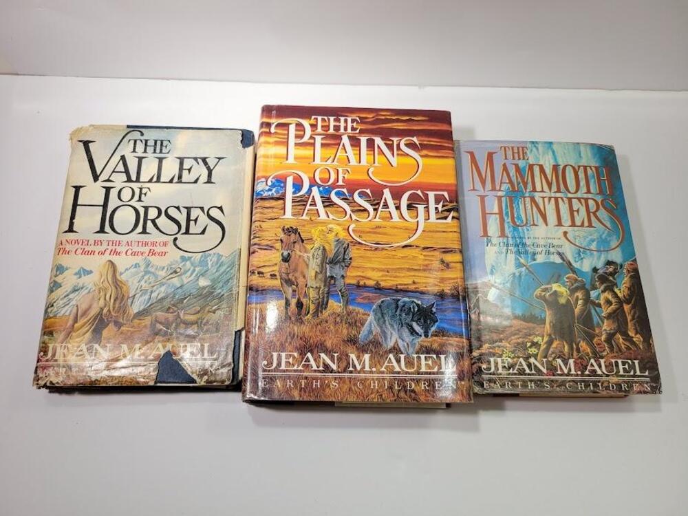 Vintage Earth's Children Lot (3) Jean M Auel HC DJ USA Prehistoric Fiction Saga